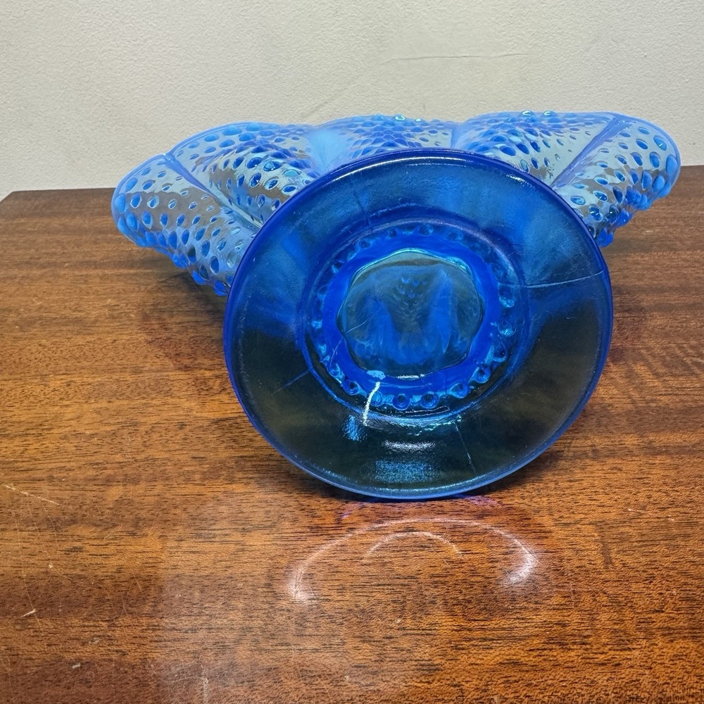 Fenton Blue Opalescent Hobnail Ruffled Fan Vase with Scalloped Edge 10x8 - Picture 6 of 11
